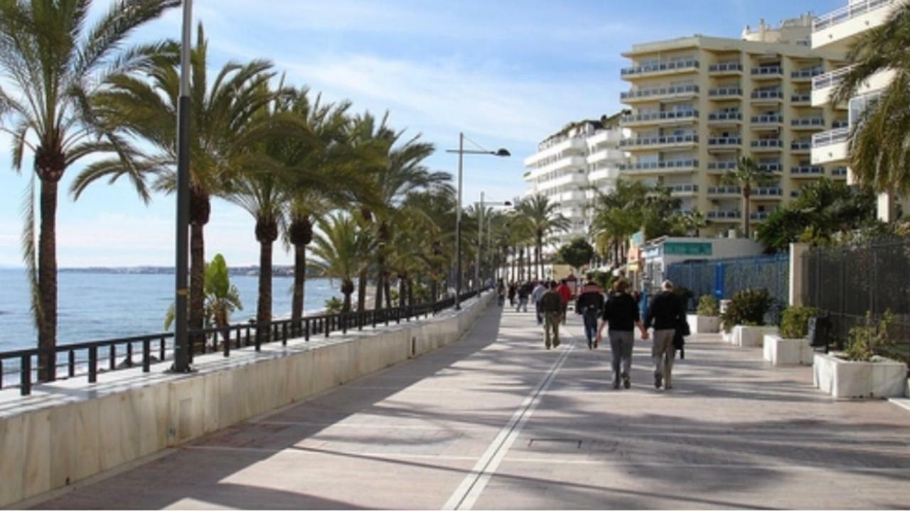 Apartment Beachfront - Beachside With Stunning Sea Views Marbella